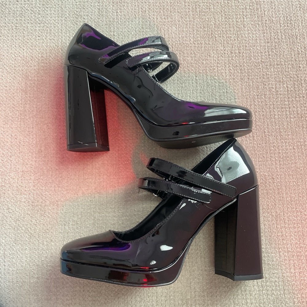 STEVE MADDEN HEELS